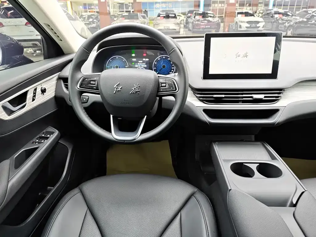 Hongqi E-QM5 2025 из CN, фото 3
