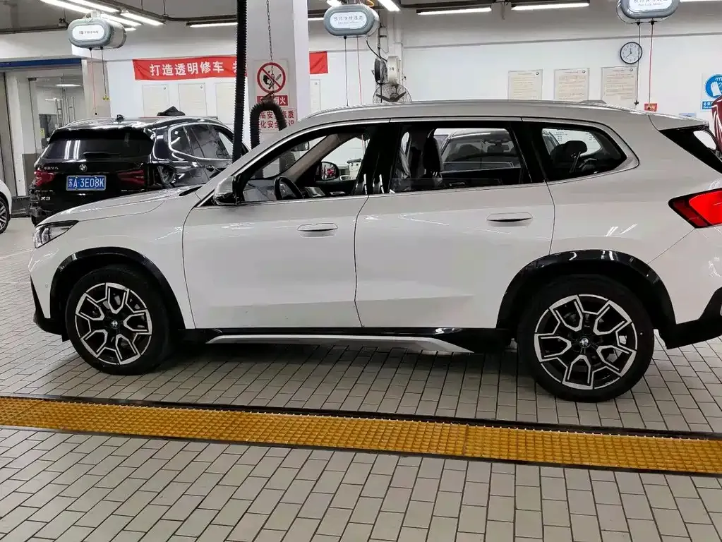 BMW X1 2024 из CN, фото 4