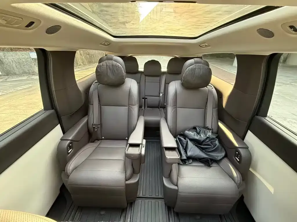 Li Auto MEGA 2024 из CN, фото 3