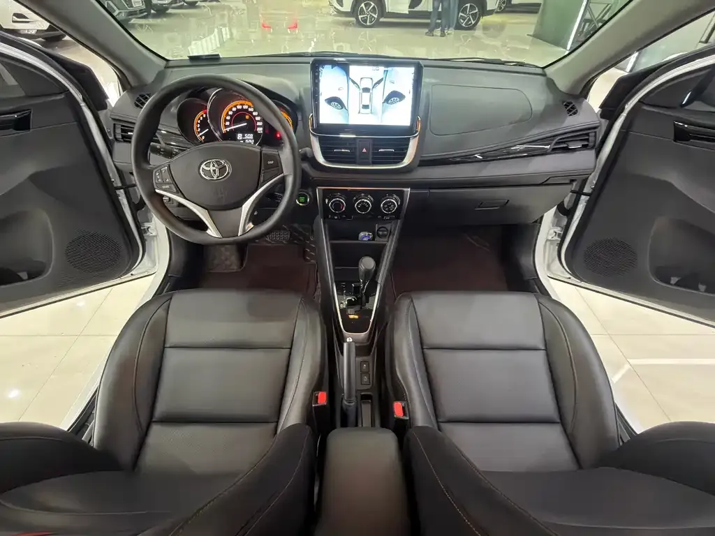 Toyota Yaris L 2022 из CN, фото 5