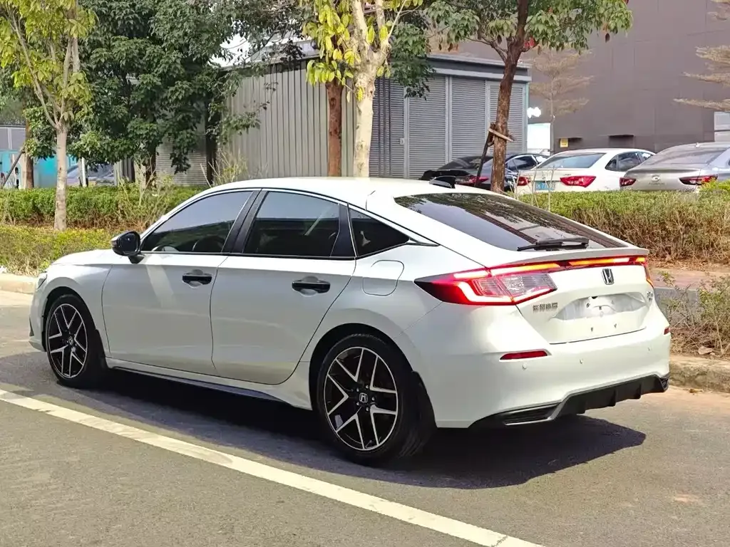 Honda Civic 2023 из CN, фото 8
