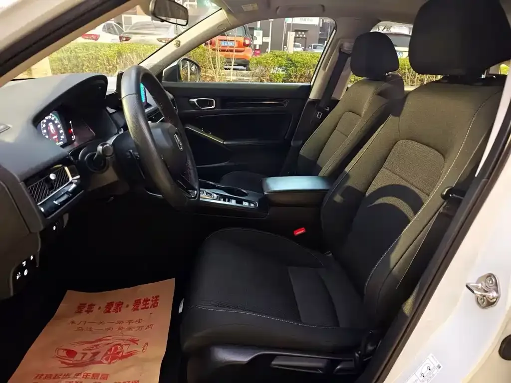 Honda Civic 2023 из CN, фото 3