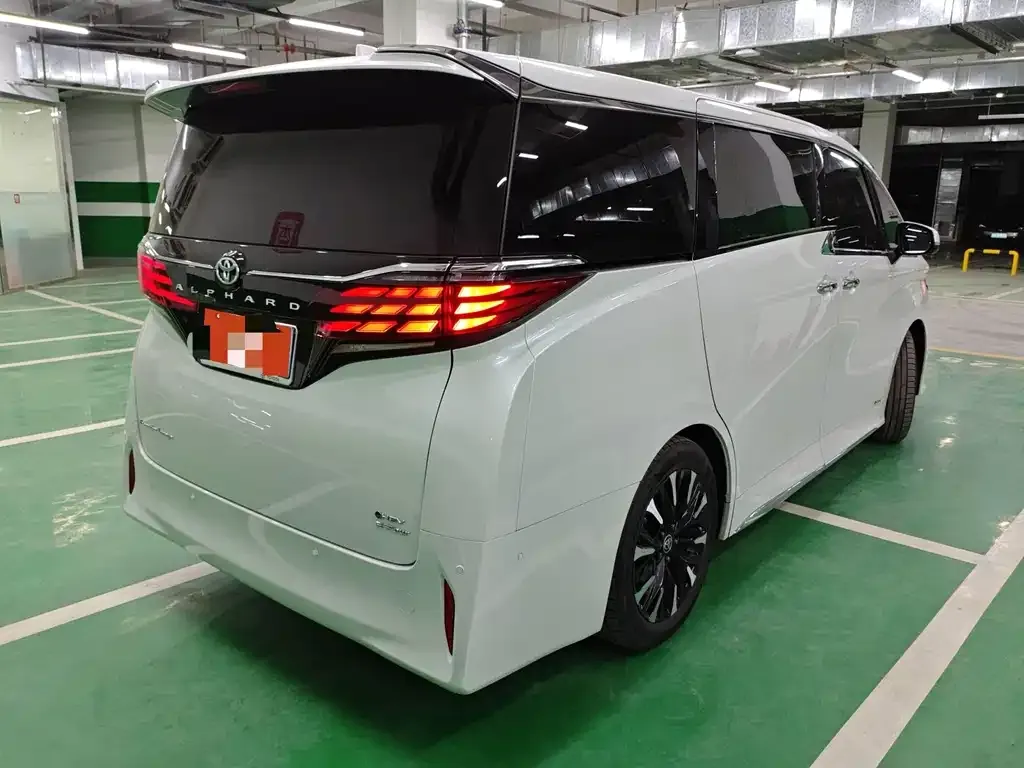 Toyota Alphard 2024 из CN, фото 7