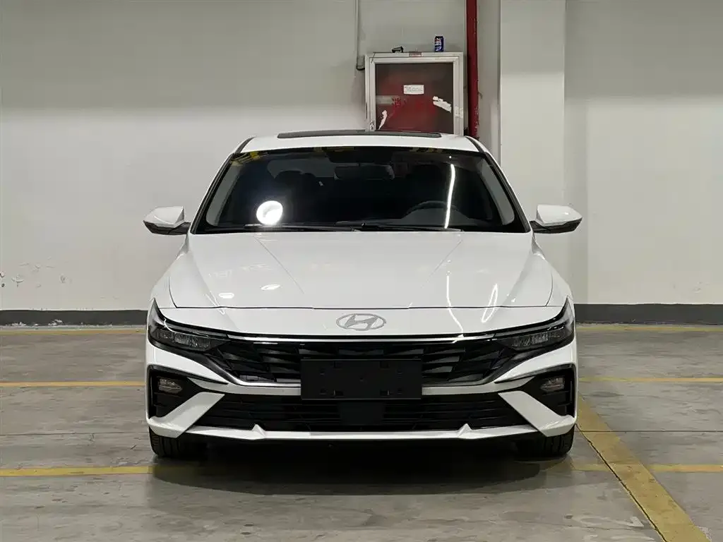 Hyundai Elantra 2025 из CN, фото 8