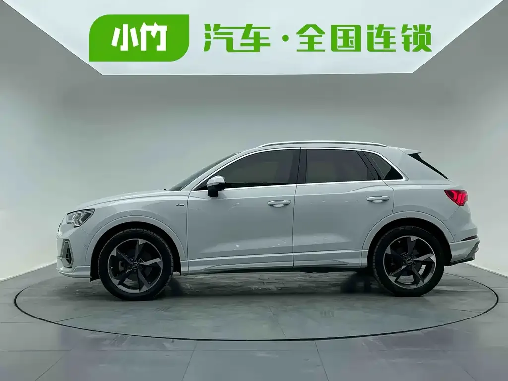 Audi Q3 2022 из CN, фото 2