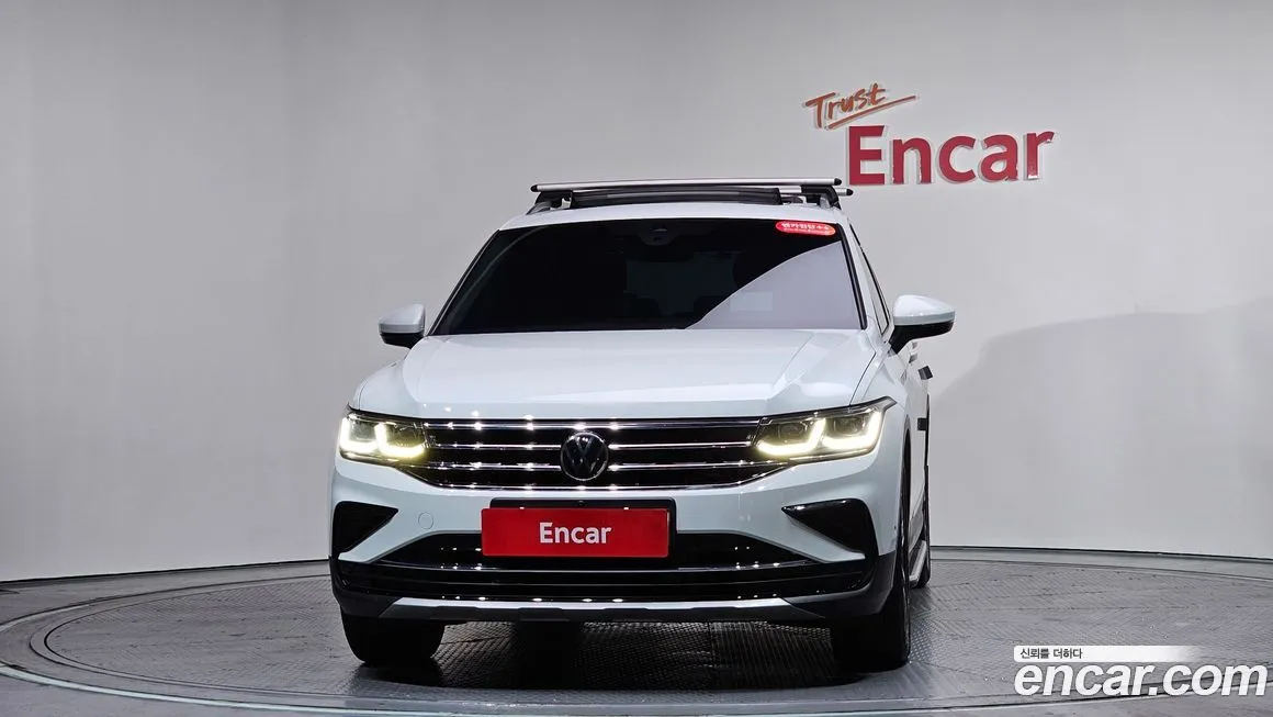Volkswagen Tiguan — фото 5