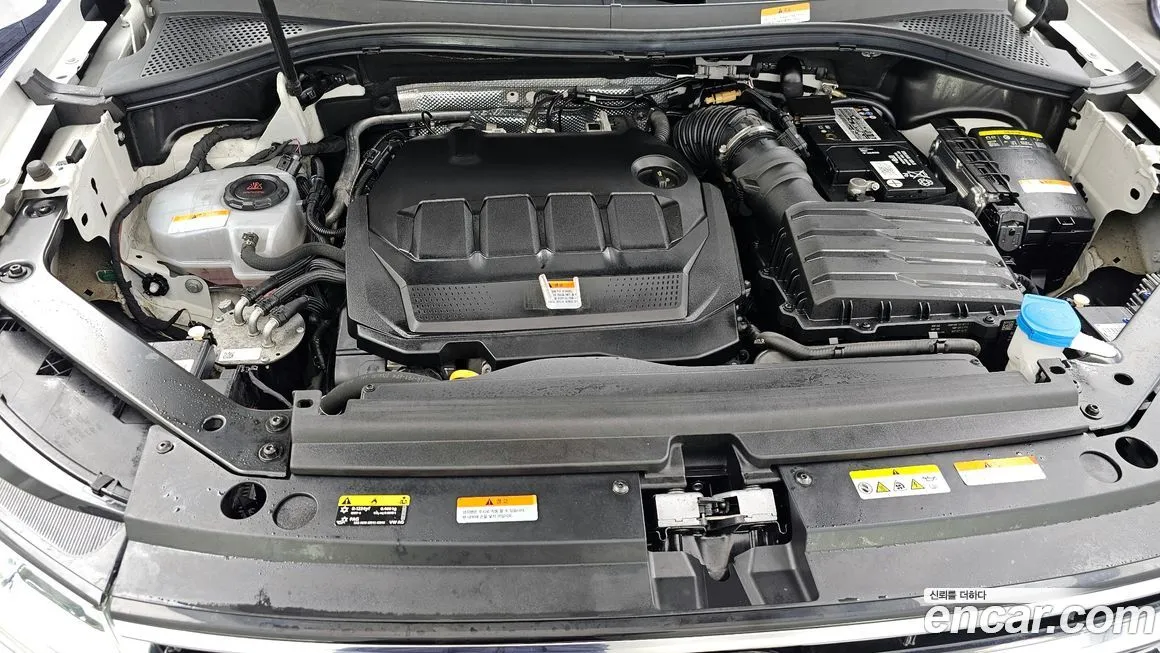 Volkswagen Tiguan — фото 10