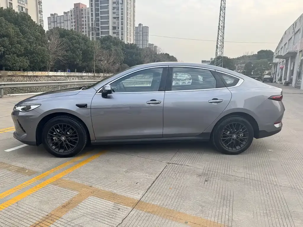 BYD Qin PLUS 2025 из CN, фото 6