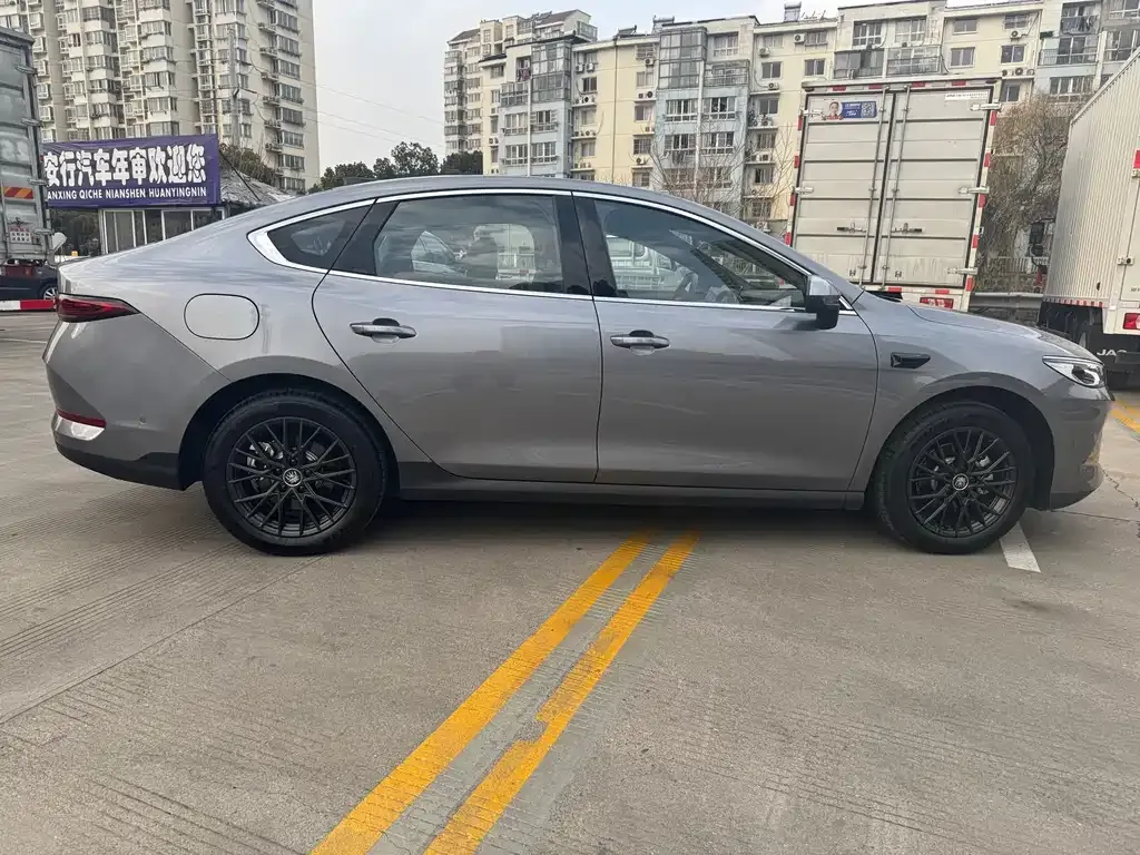 BYD Qin PLUS 2025 из CN, фото 10