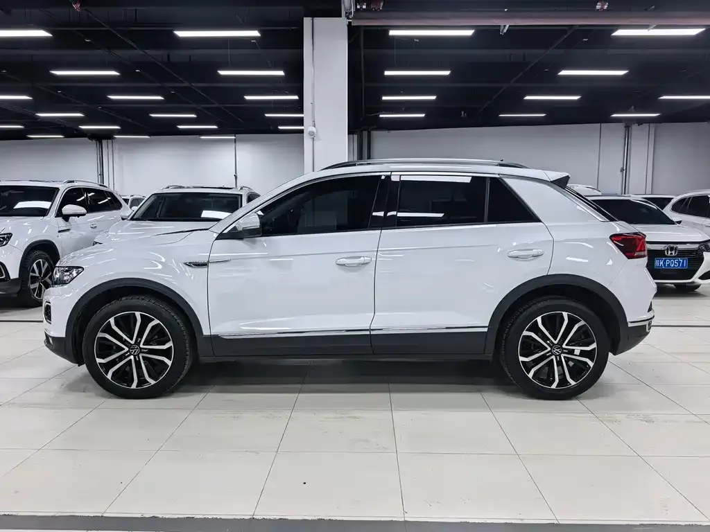 Volkswagen T-Roc 2022 из CN, фото 2