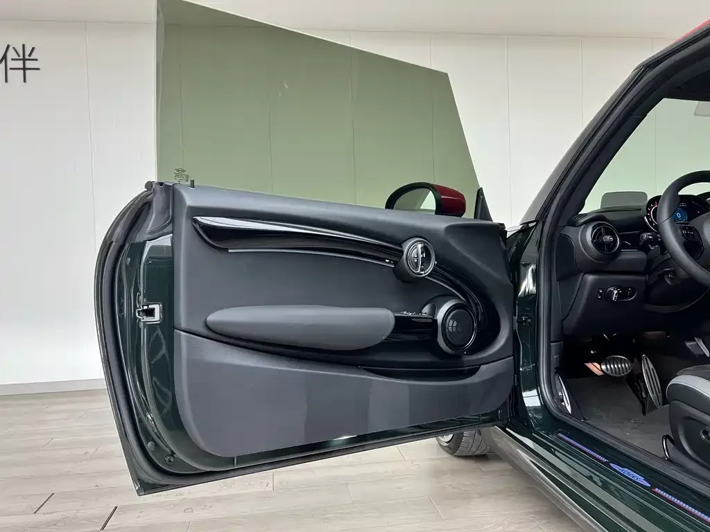 MINI JCW (John Cooper Works) 2022 из CN, фото 4