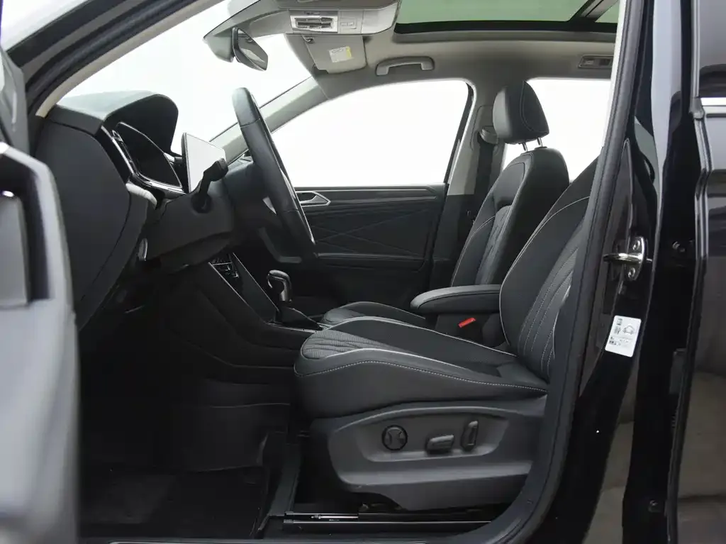 Volkswagen Tiguan L New Energy 2023 из CN, фото 5