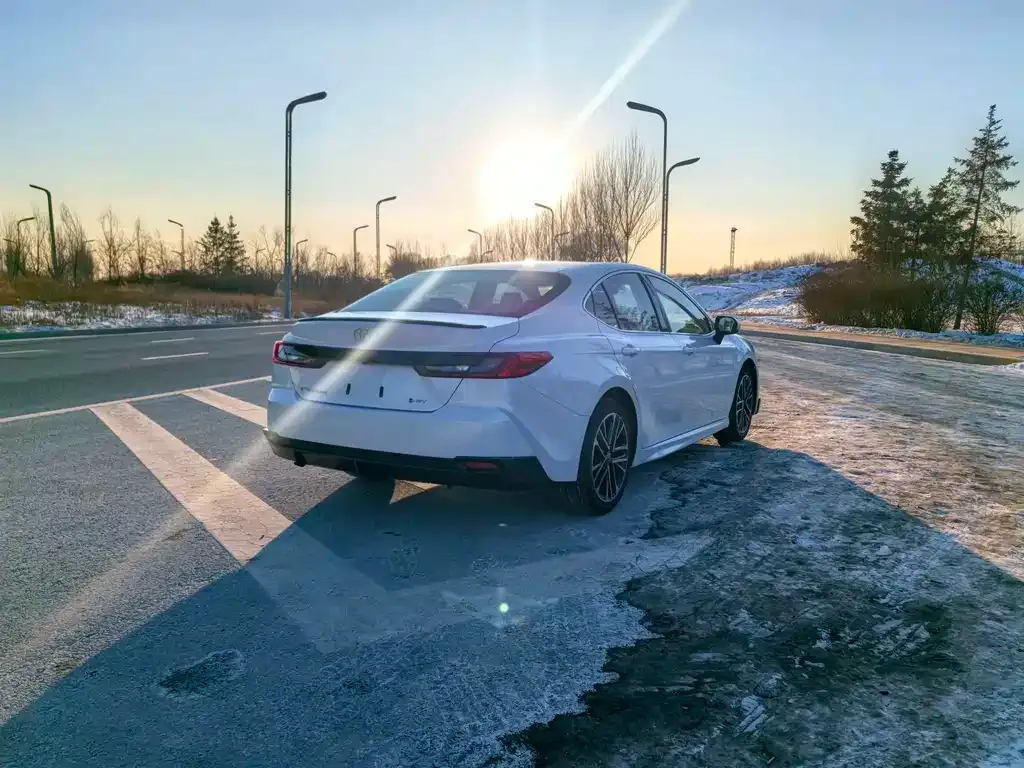 Toyota Camry 2026 из CN, фото 3