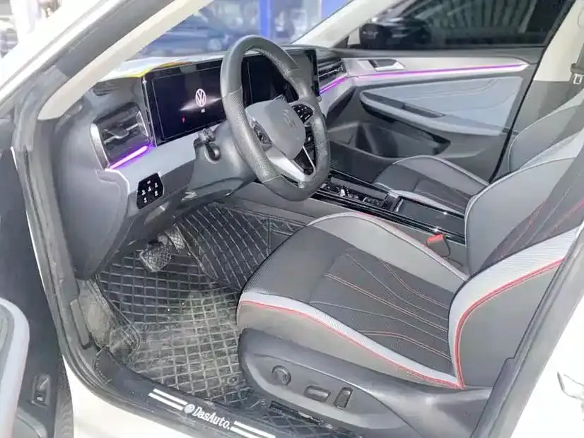 Volkswagen Lamando 2024 из CN, фото 7
