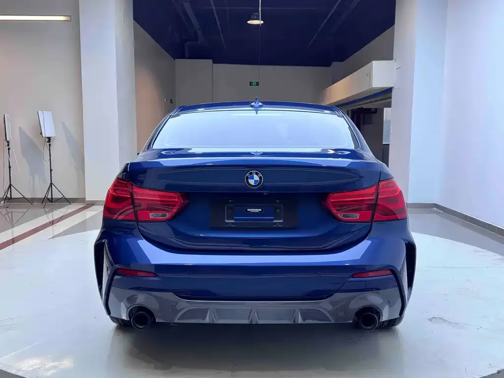 BMW 1 Series 2022 из CN, фото 2