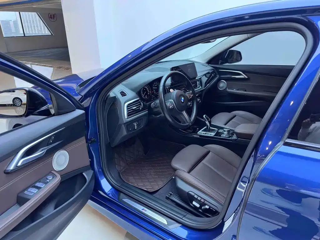 BMW 1 Series 2022 из CN, фото 10