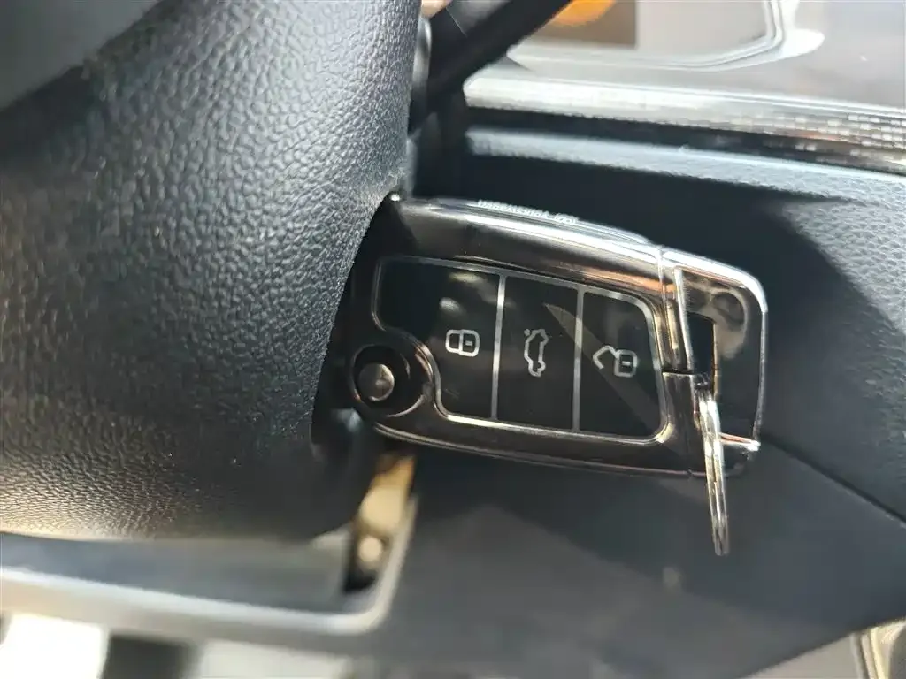 Volkswagen Lavida 2024 из CN, фото 10