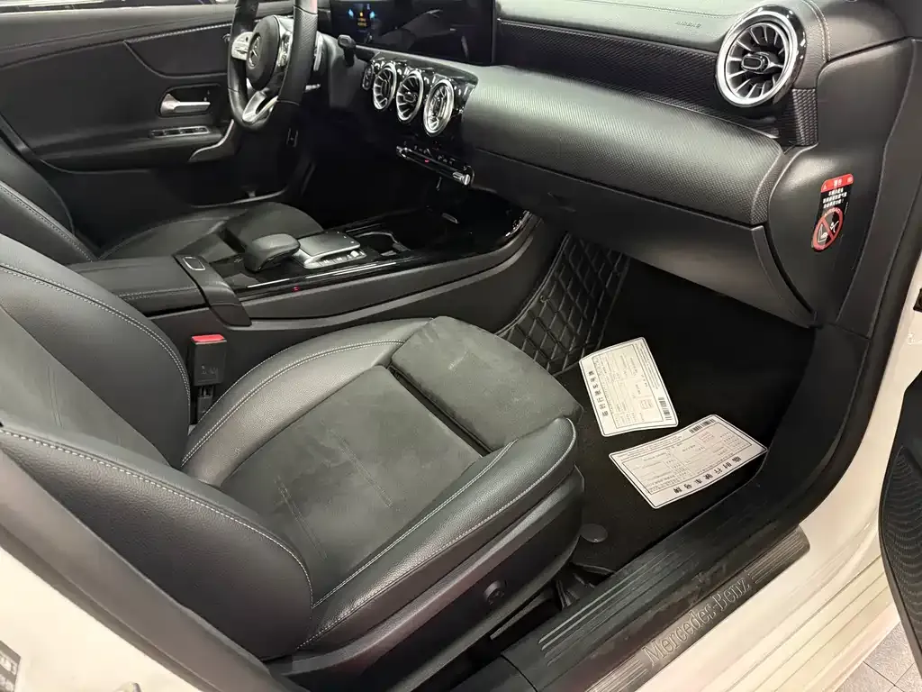 Mercedes-Benz A-Class 2021 из CN, фото 10