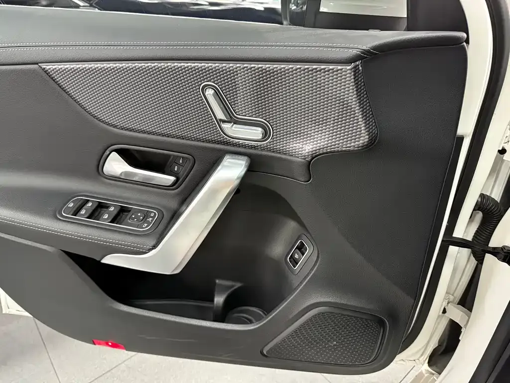 Mercedes-Benz A-Class 2021 из CN, фото 9