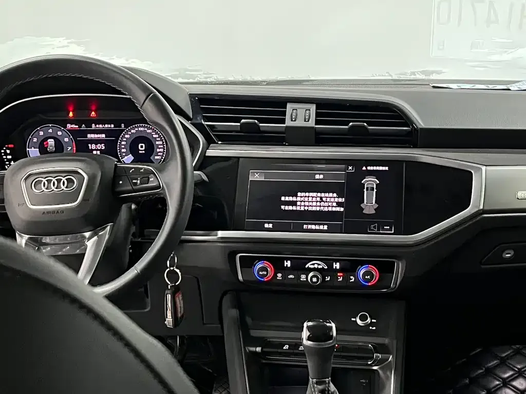 Audi Q3 2022 из CN, фото 10