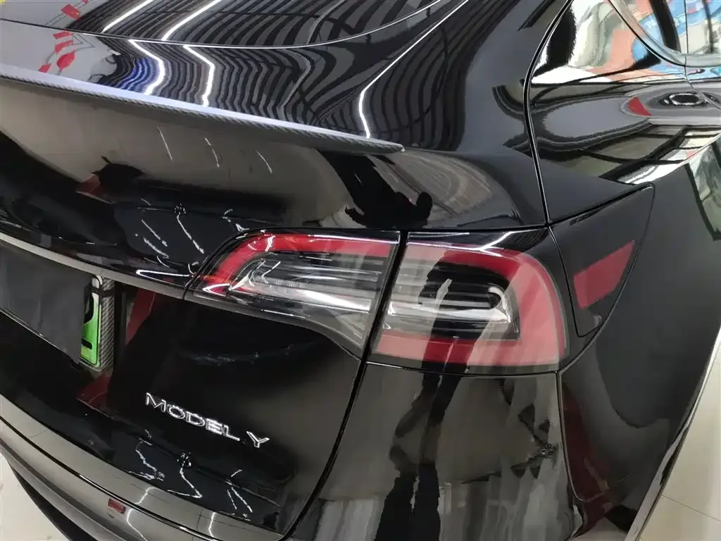 Tesla Model Y 2023 из CN, фото 10