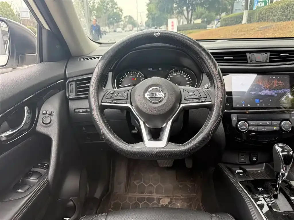 Nissan X-Trail 2024 из CN, фото 2