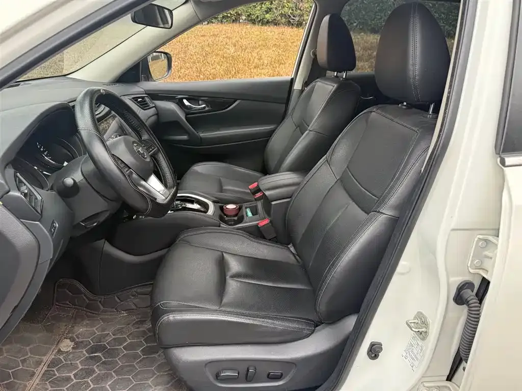 Nissan X-Trail 2024 из CN, фото 4