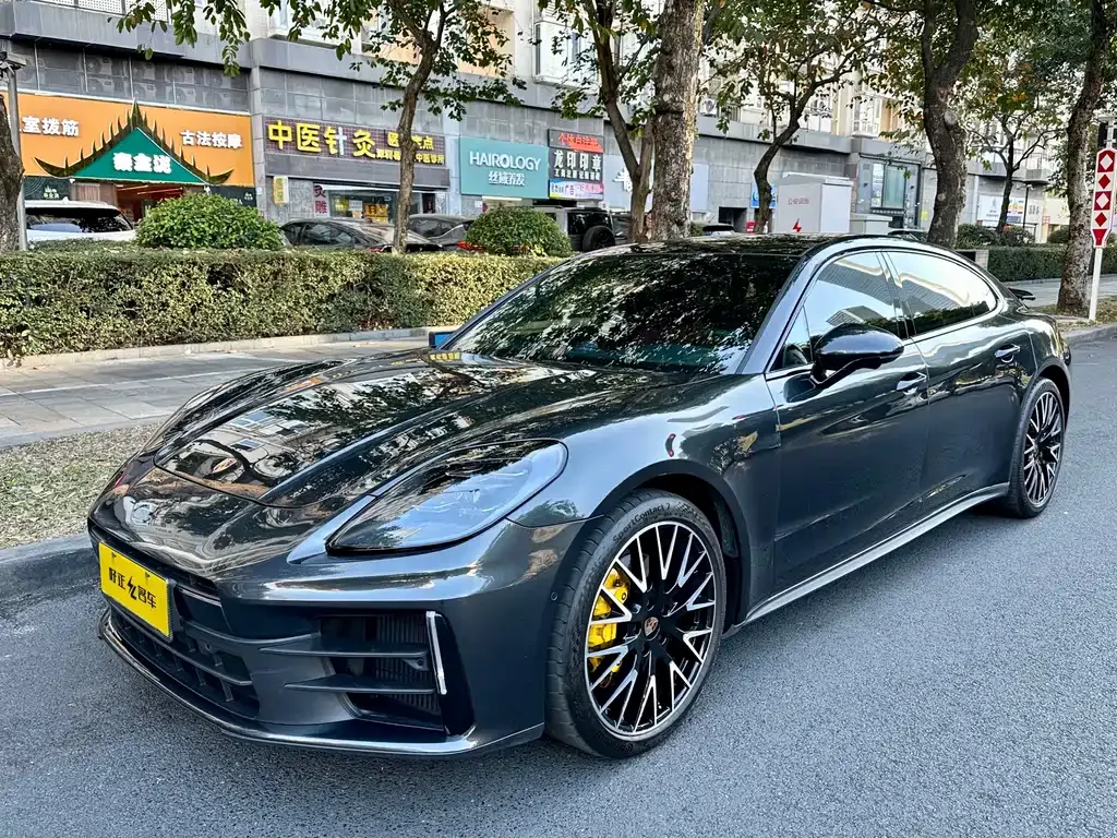 Porsche Panamera 2024 из CN, фото 1