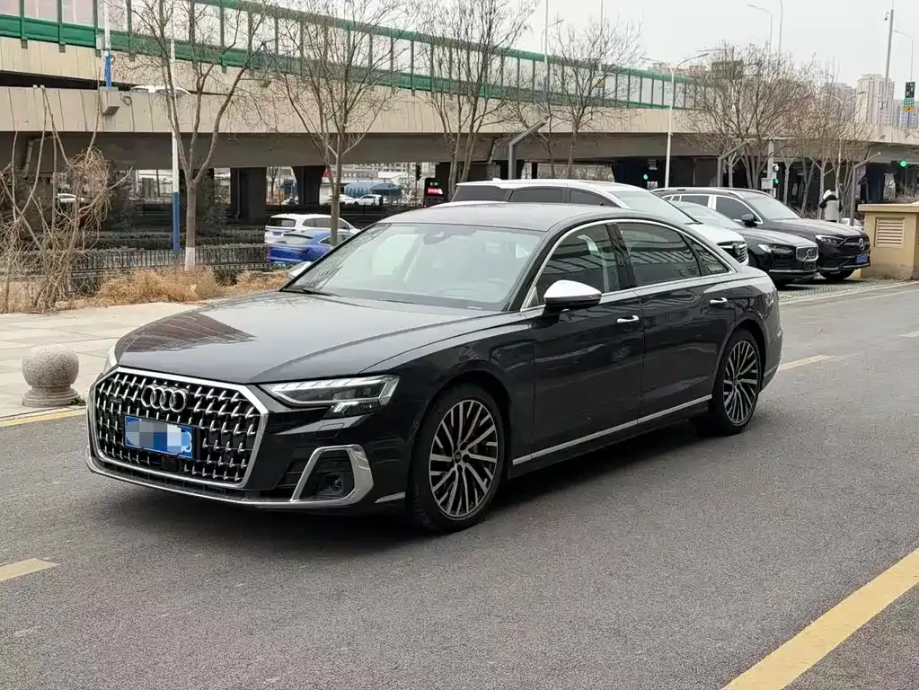 Audi A8 2023 из CN, фото 1