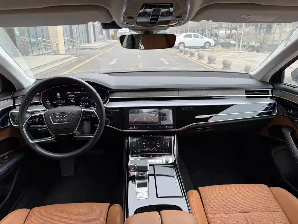 Audi A8 2023 из CN, фото 5