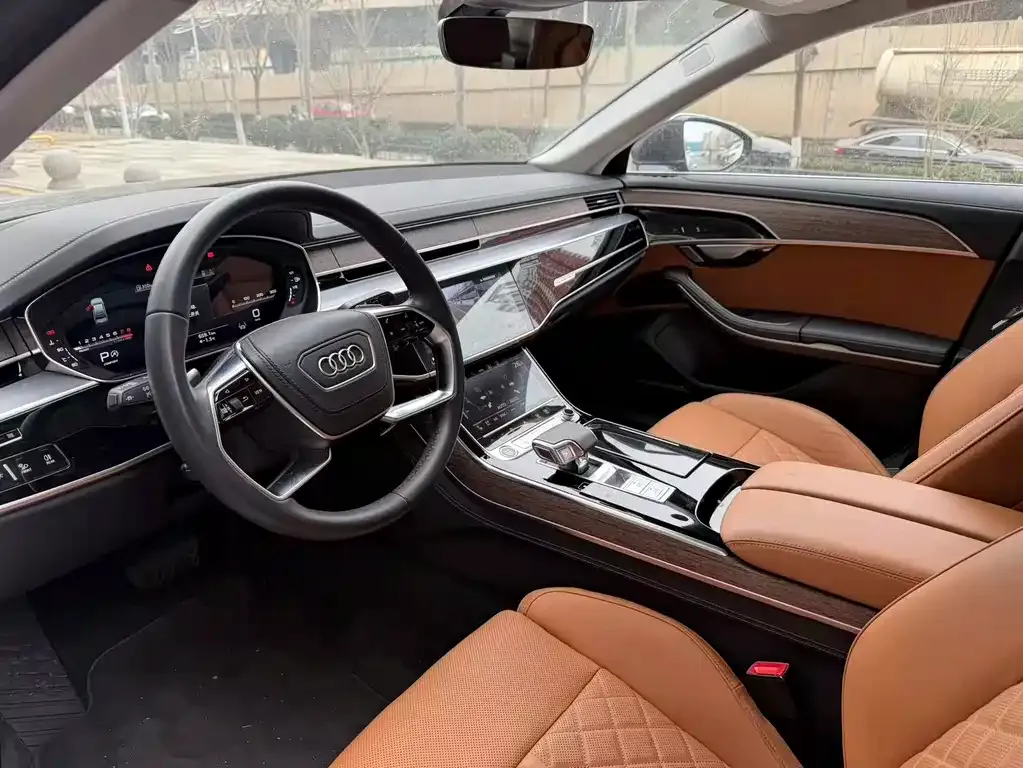 Audi A8 2023 из CN, фото 8