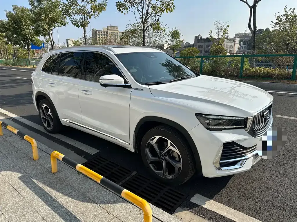 Geely Xingyue L — фото 6