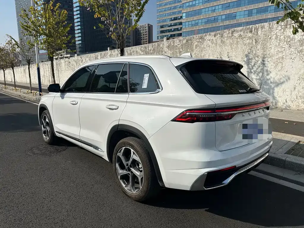 Geely Xingyue L — фото 3
