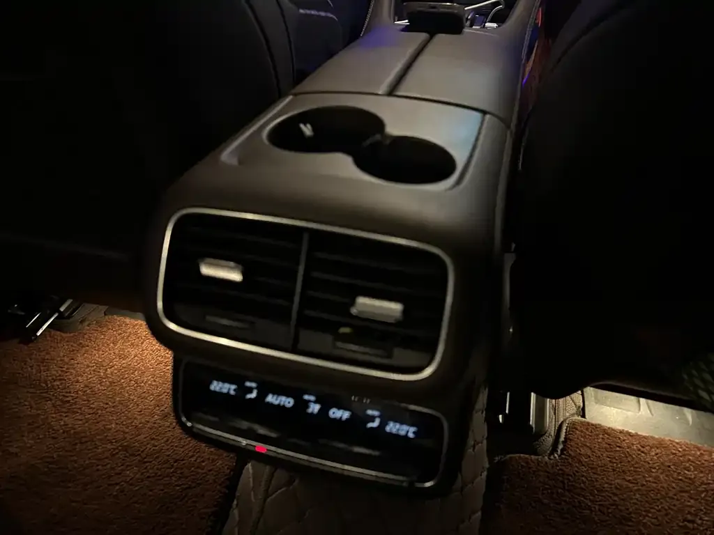 Mercedes-Benz GLS 2024 из CN, фото 5