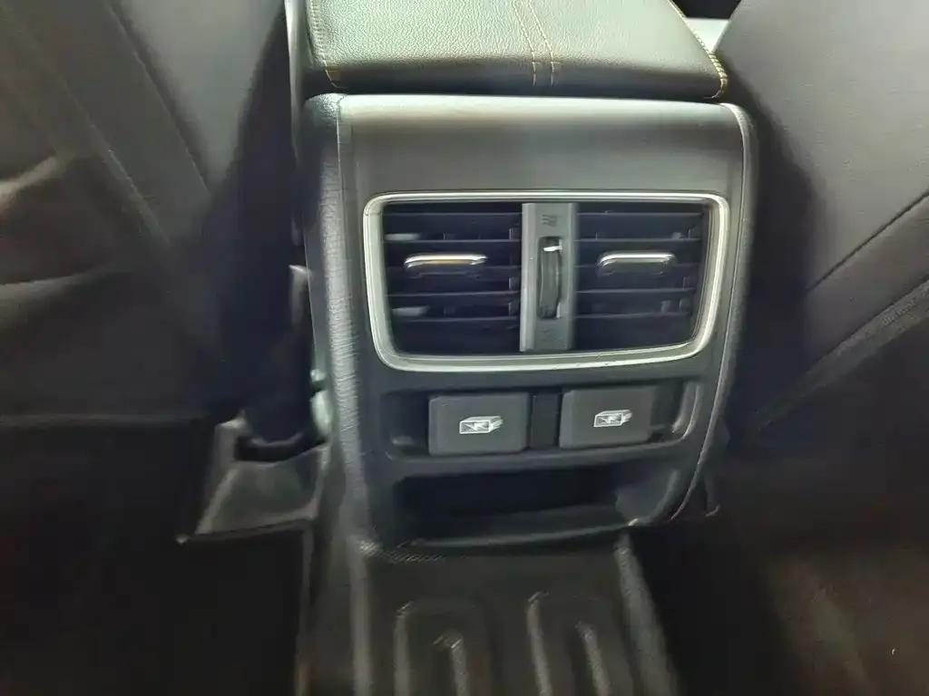 Honda Accord 2023 из CN, фото 2