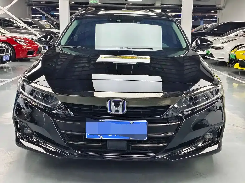 Honda Accord 2023 из CN, фото 10
