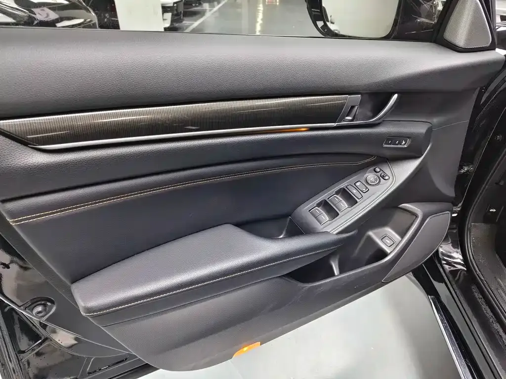 Honda Accord 2023 из CN, фото 5