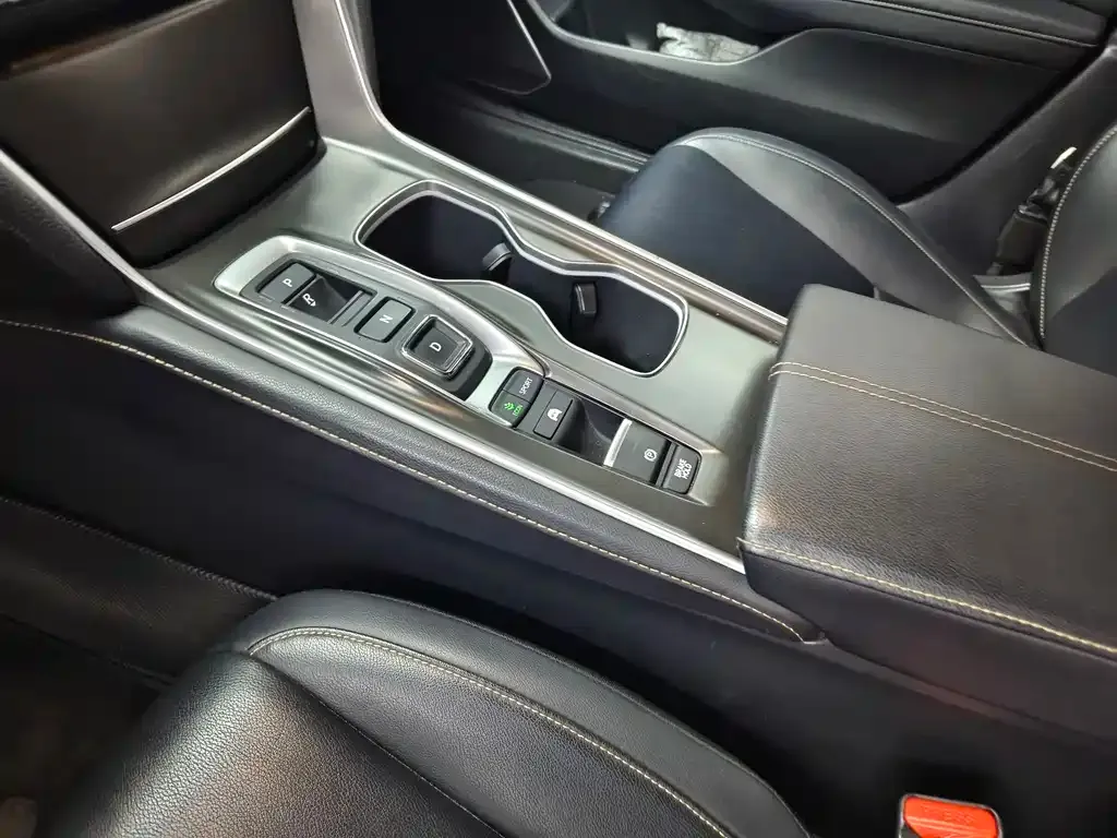 Honda Accord 2023 из CN, фото 9