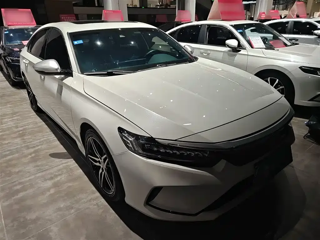 Honda Inspire 2022 из CN, фото 4