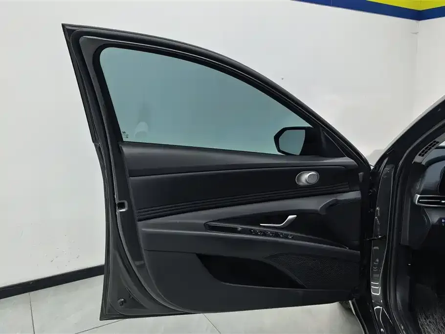 Hyundai Elantra 2024 из CN, фото 7