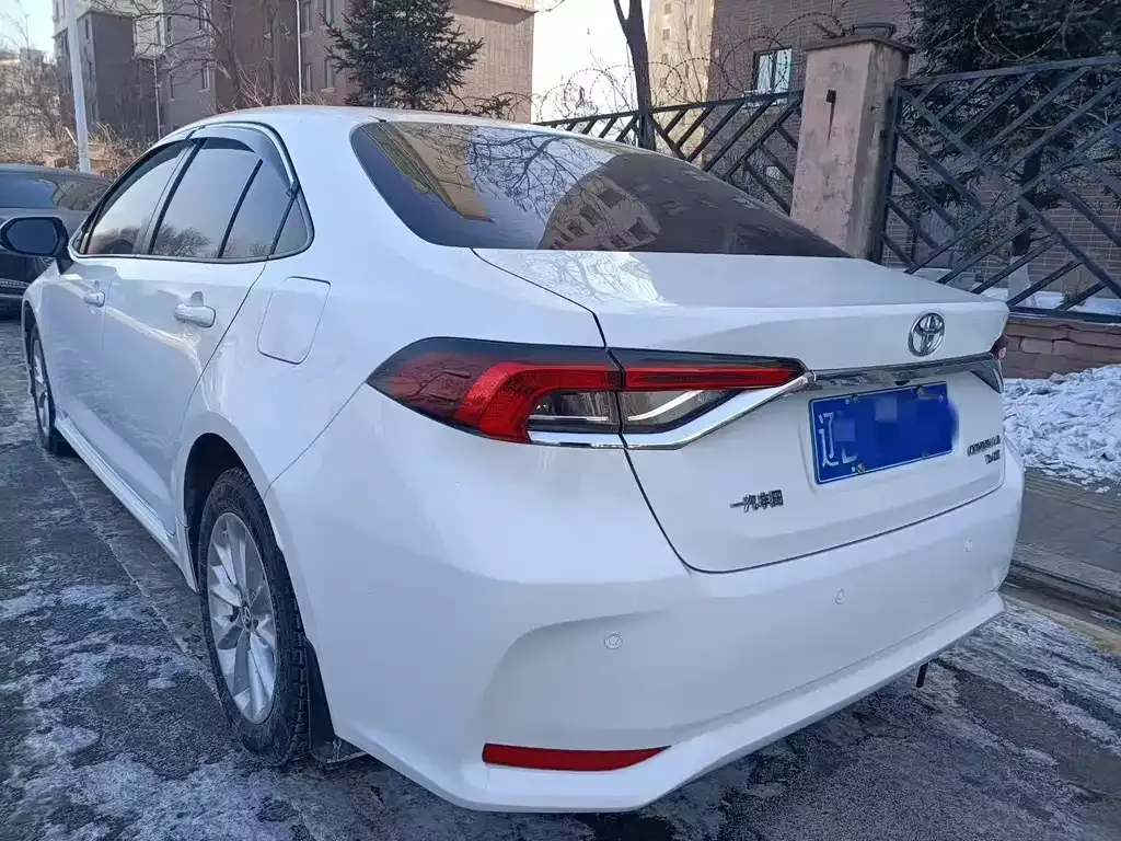 Toyota Corolla 2022 из CN, фото 7
