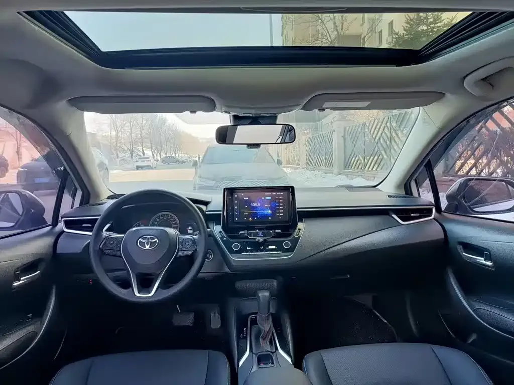 Toyota Corolla 2022 из CN, фото 2
