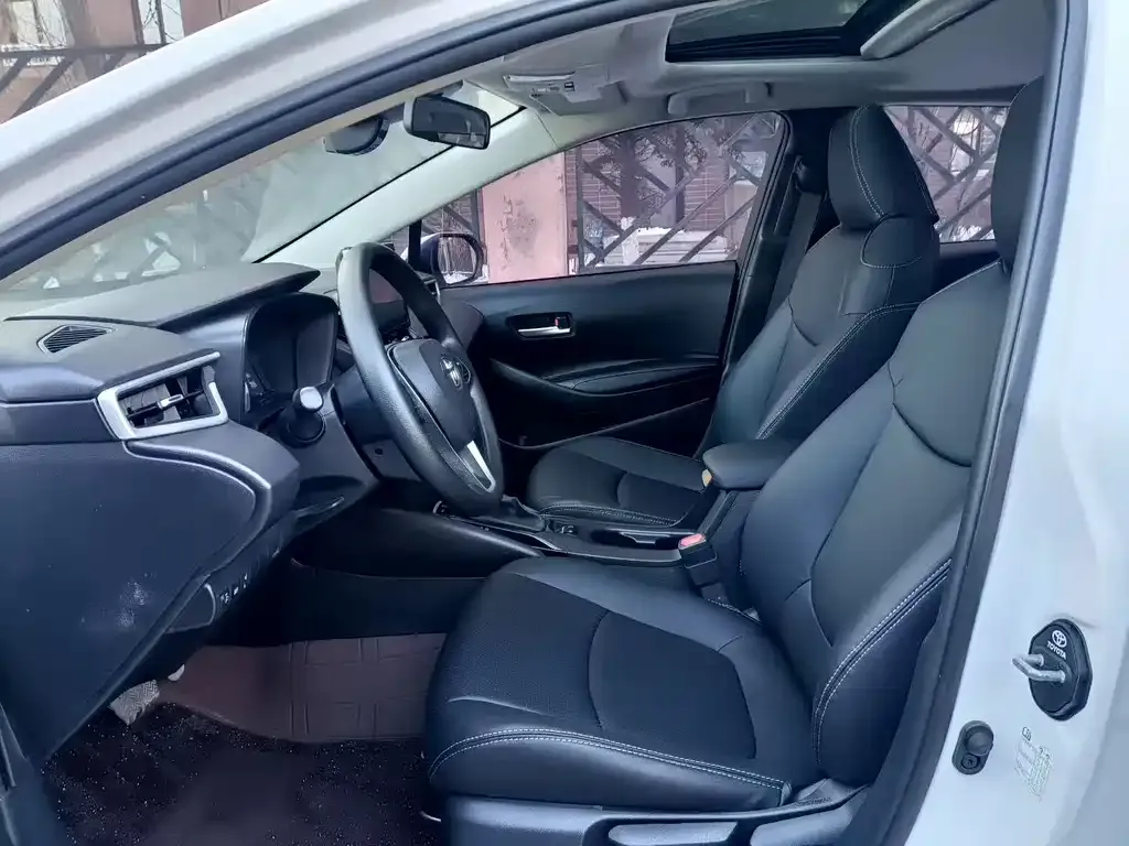 Toyota Corolla 2022 из CN, фото 3