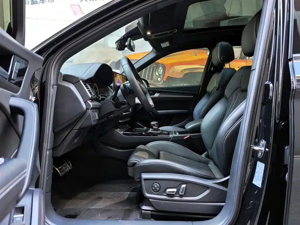 Audi Q5L 2024 из CN, фото 3