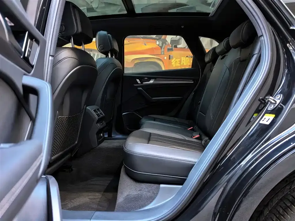 Audi Q5L 2024 из CN, фото 4