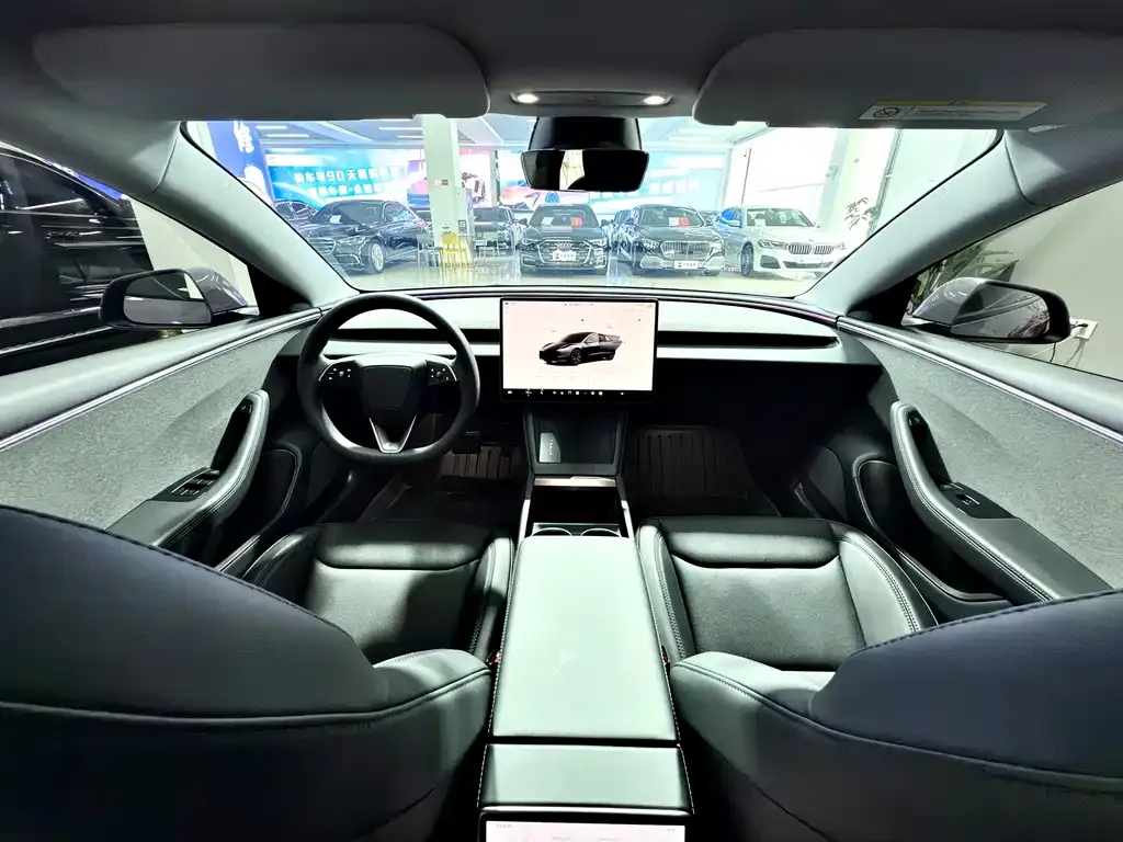 Tesla Model 3 2025 из CN, фото 5