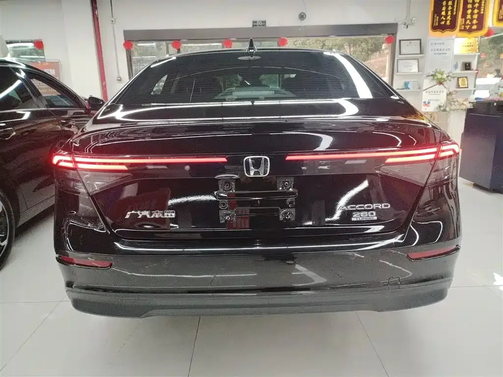 Honda Accord 2024 из CN, фото 9