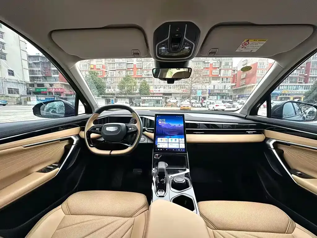 Geely Boyue L 2024 из CN, фото 3