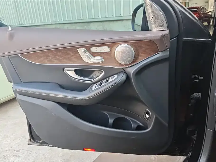 Mercedes-Benz GLC 2023 из CN, фото 6
