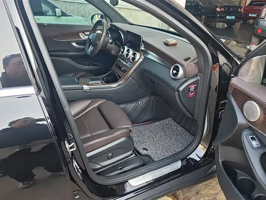 Mercedes-Benz GLC 2023 из CN, фото 10